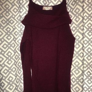 Super cute turtle neck